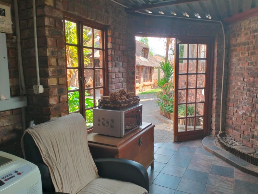 3 Bedroom Property for Sale in Langenhovenpark Free State